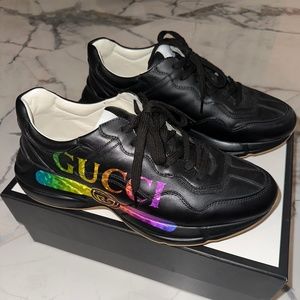 Men’s Gucci lace up sneaker